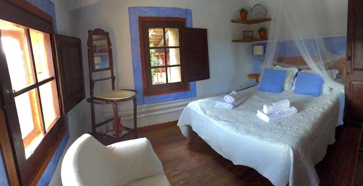 Casa Del Pastor-brugarolas Village